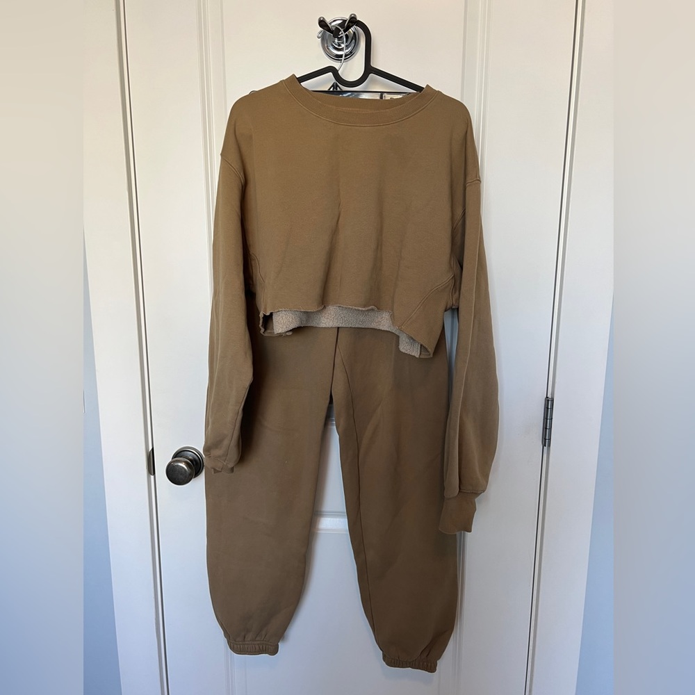 TNA cozy AF sweats and crop